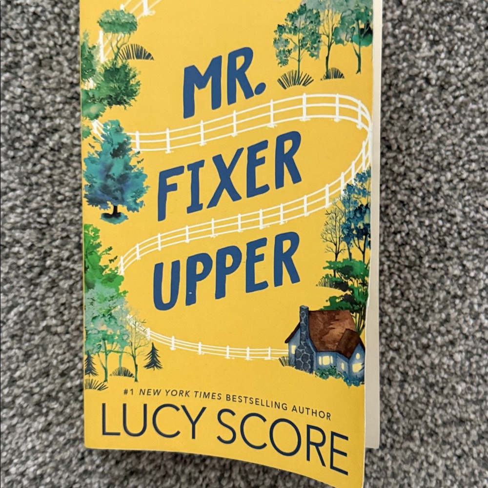 Mr. Fixer Upper Book by Lucy Score